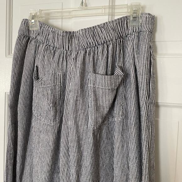 LOFT Wide Leg Linen Pants - Picture 3 of 5